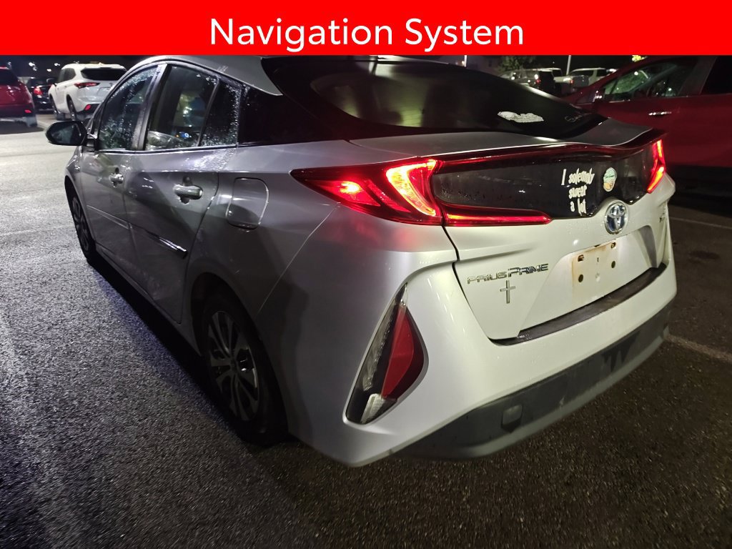Used 2021 Toyota Prius Prime XLE FWD image 4