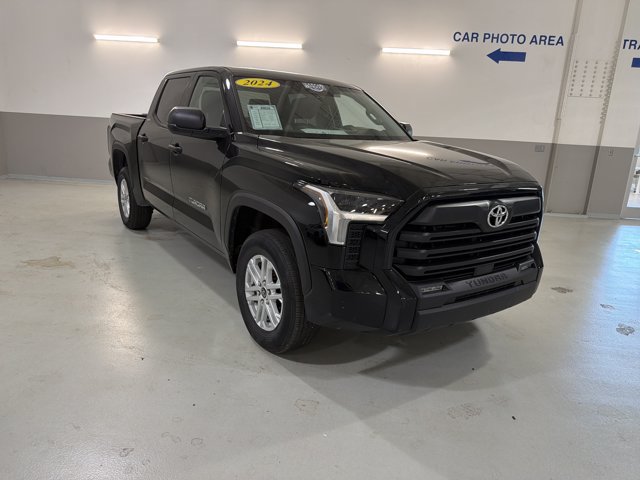 Used 2024 Toyota Tundra SR5 AWD/4WD image 4