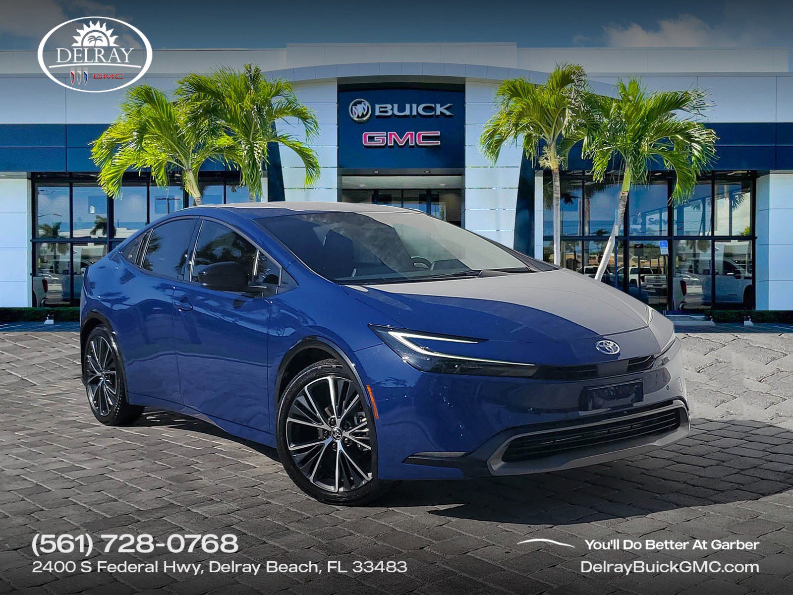 Used 2025 Toyota Prius XLE image 1