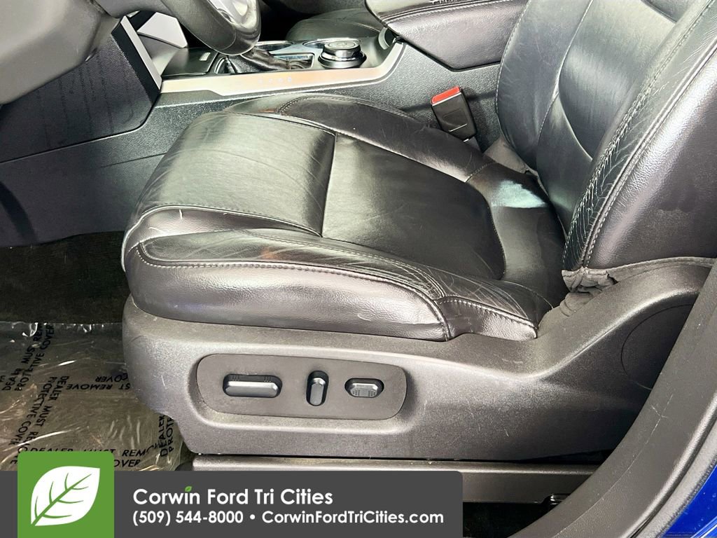 Used 2013 Ford Explorer XLT AWD/4WD image 22