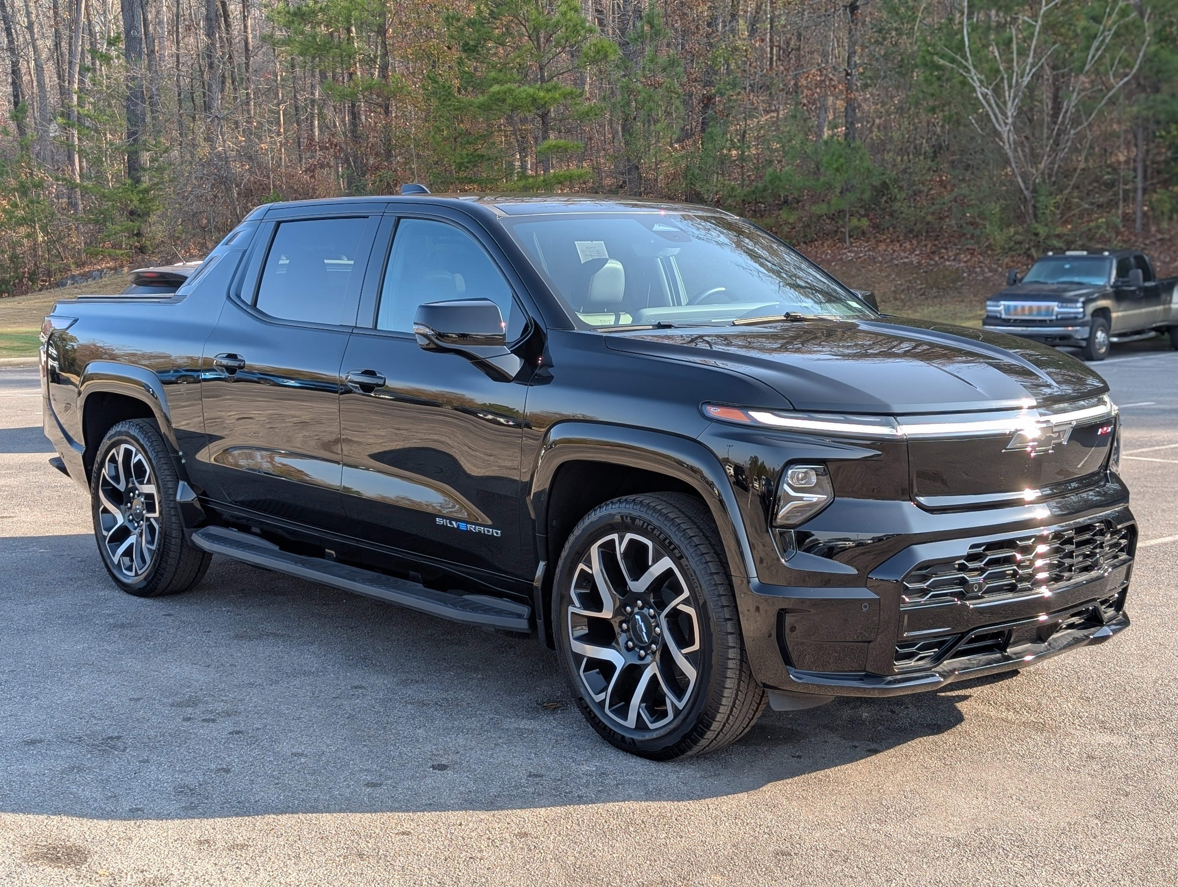 Used 2024 Chevrolet Silverado EV RST image 11