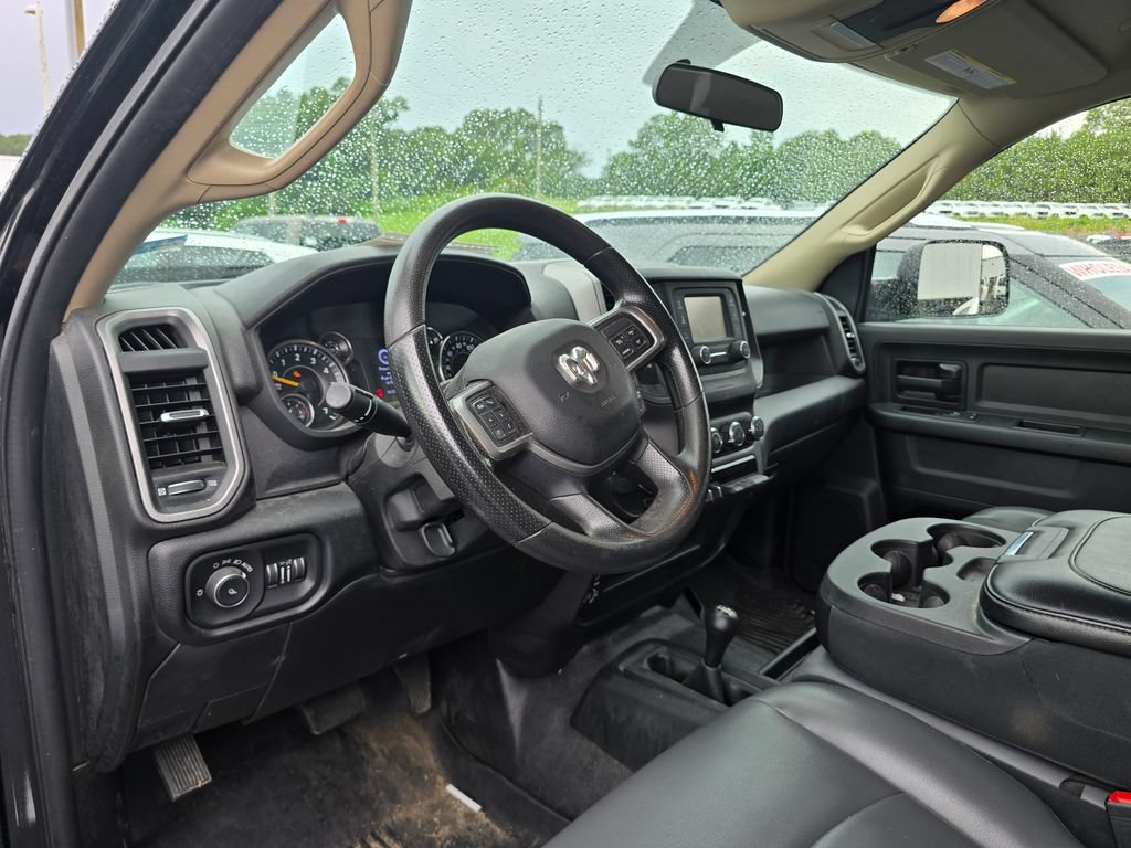 Used 2020 RAM 2500 Tradesman w/ Chrome Appearance Group AWD/4WD image 14