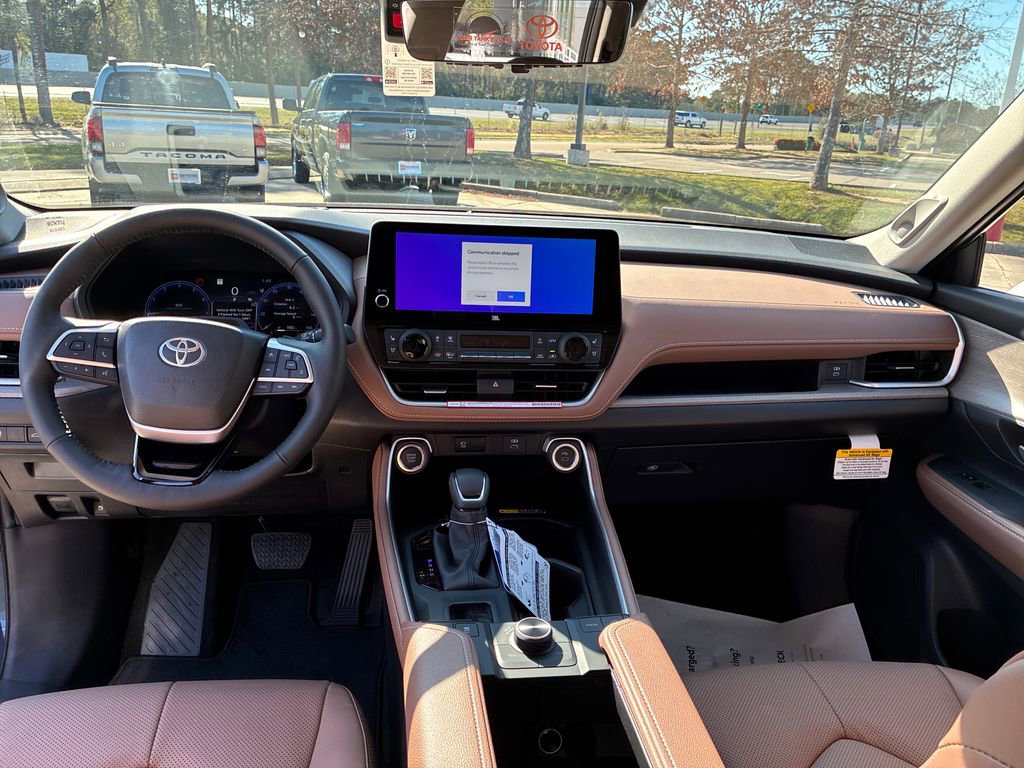 New 2026 Toyota Grand Highlander Platinum image 19