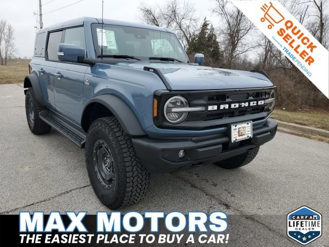 New 2025 Ford Bronco Outer Banks w/ Sasquatch Package image 1