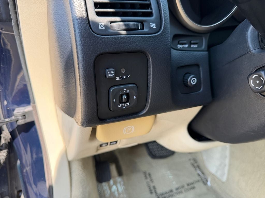 Used 2002 Lexus SC 430 Convertible RWD image 18