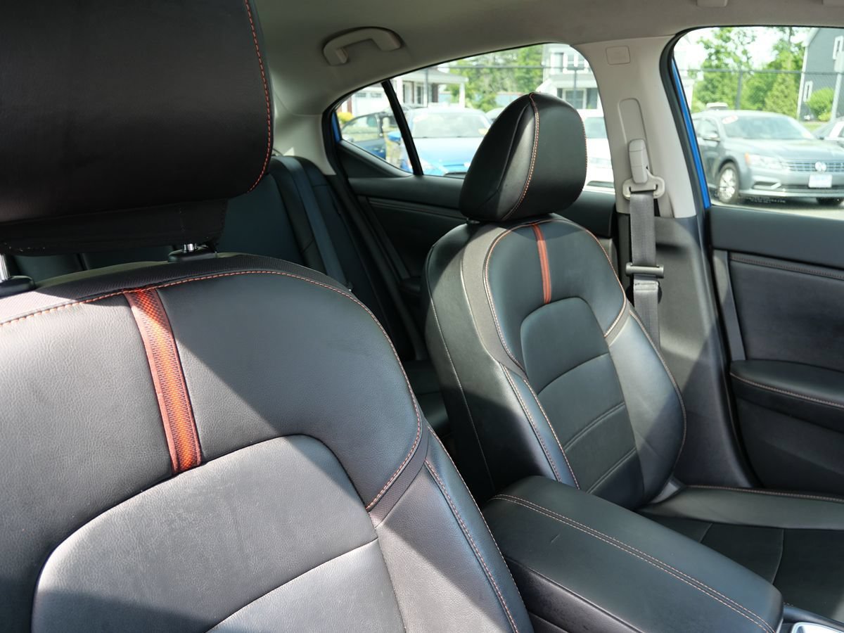 Used 2021 Nissan Sentra SR w/ SR Premium Package FWD image 19