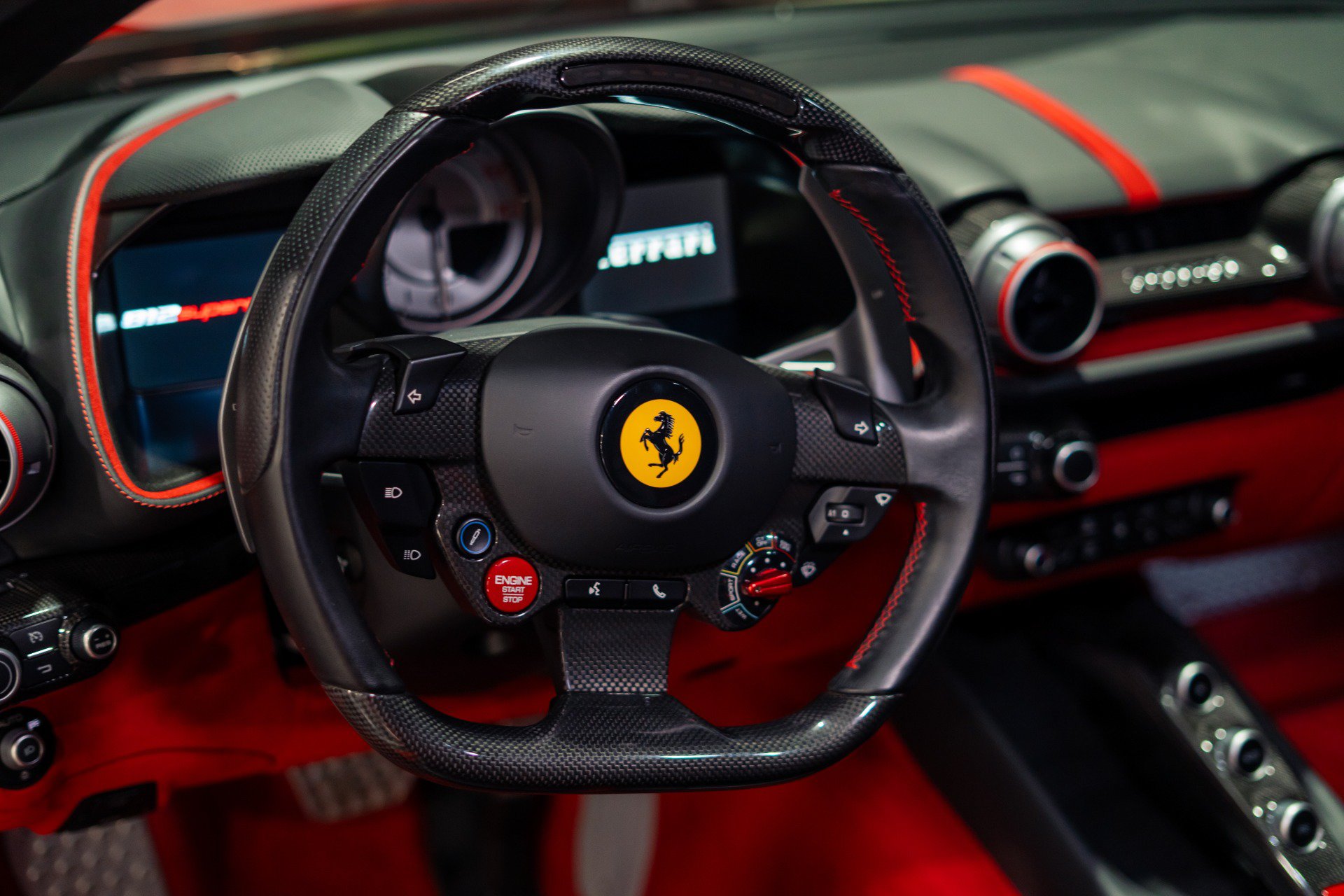 Used 2019 Ferrari 812 Superfast RWD image 7