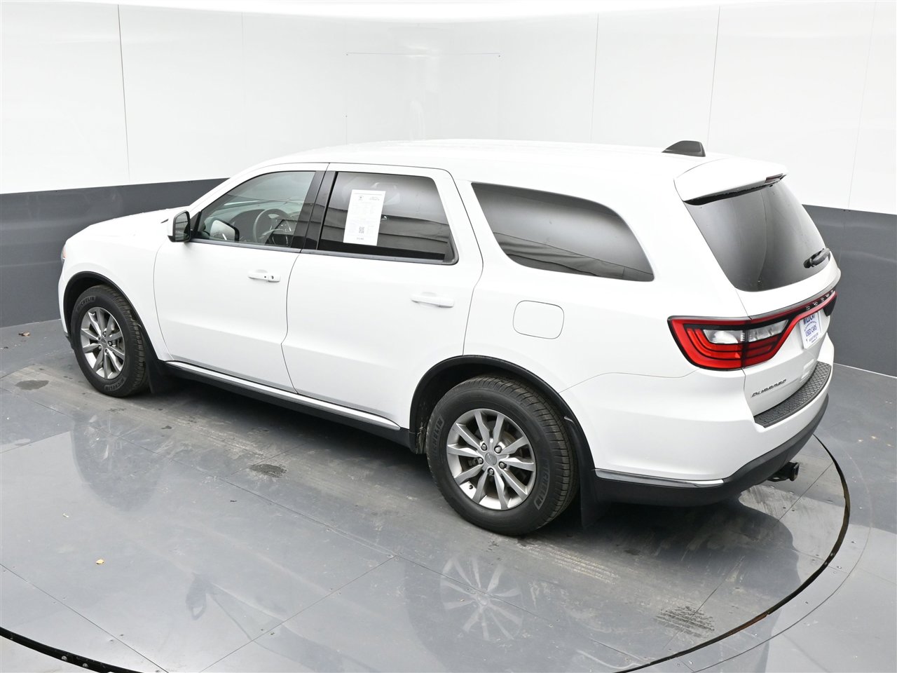 Used 2017 Dodge Durango SXT w/ 3rd Row Seating Group image 26
