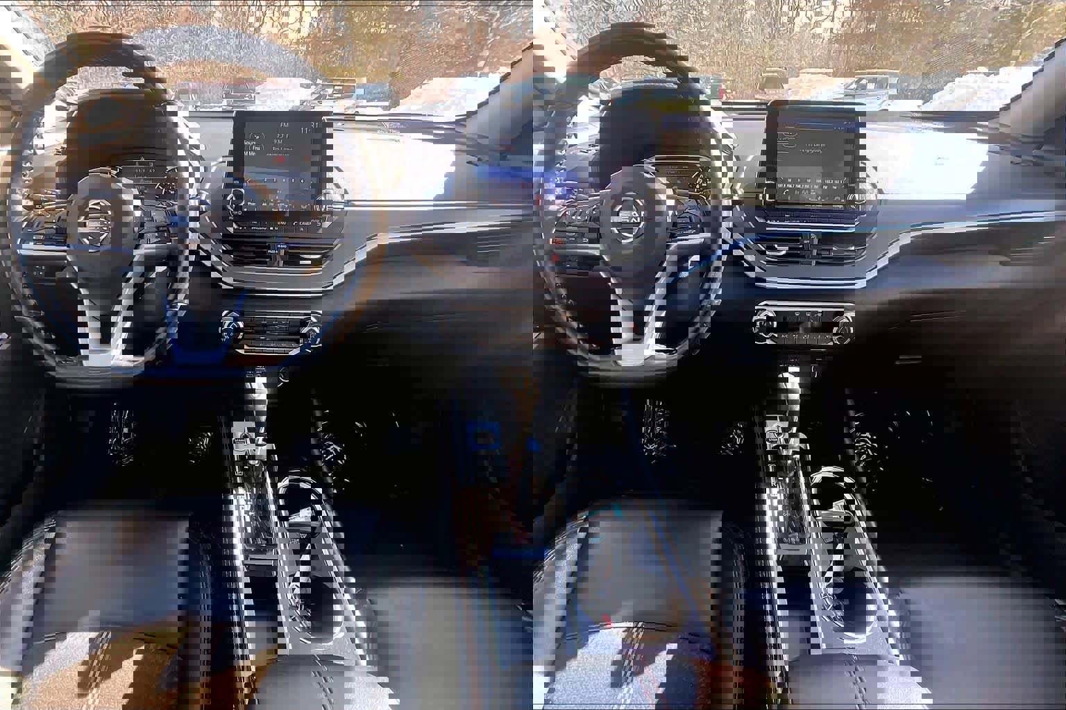 Used 2025 Nissan Altima 2.5 SR image 15