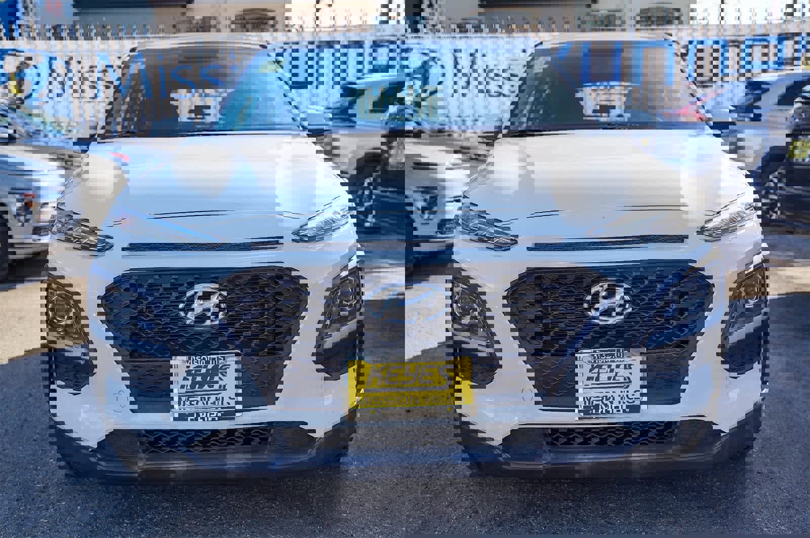 Used 2018 Hyundai Kona SE image 2