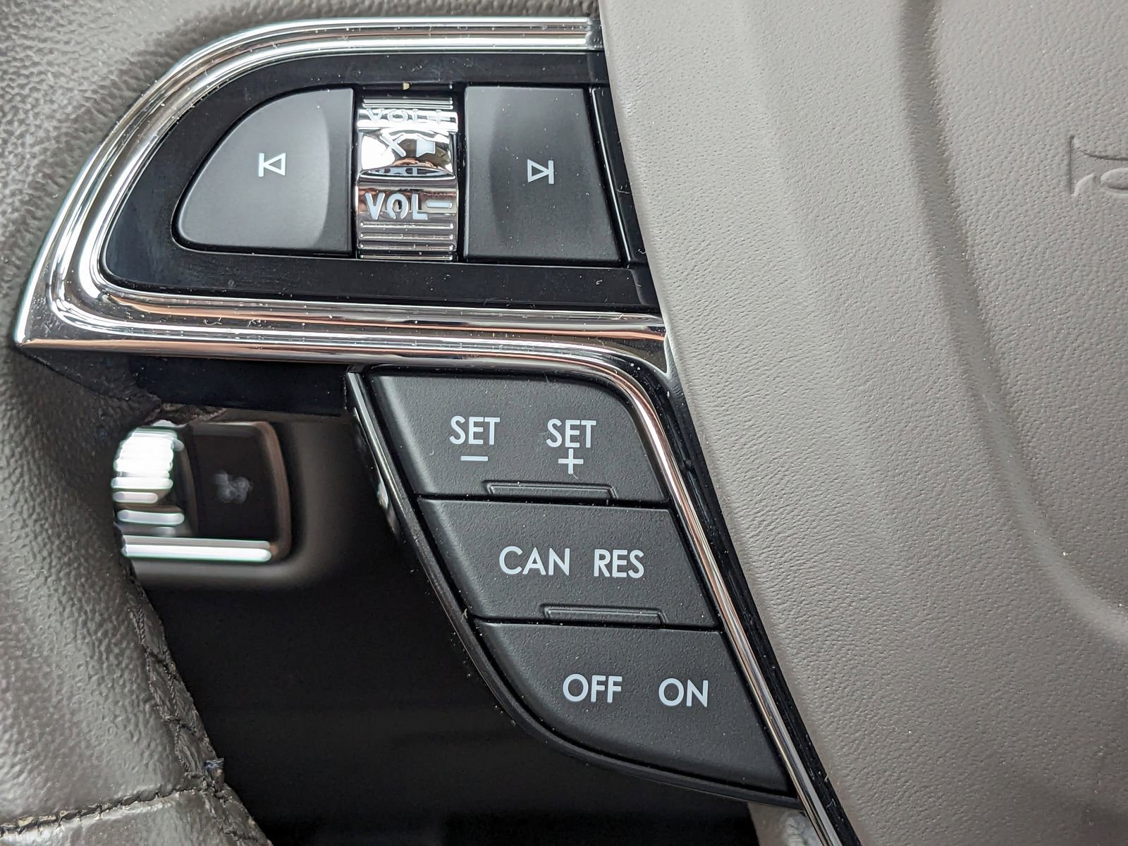 Certified 2023 Lincoln Nautilus AWD w/ Premium Package image 26