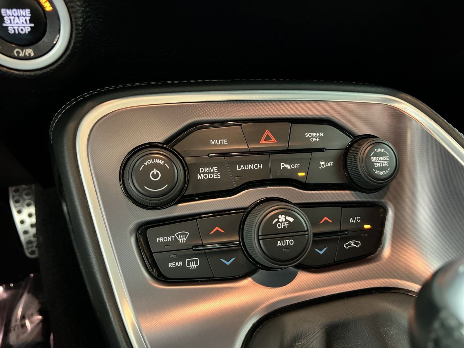 Used 2019 Dodge Challenger R/T Scat Pack w/ Dynamics Package RWD image 32