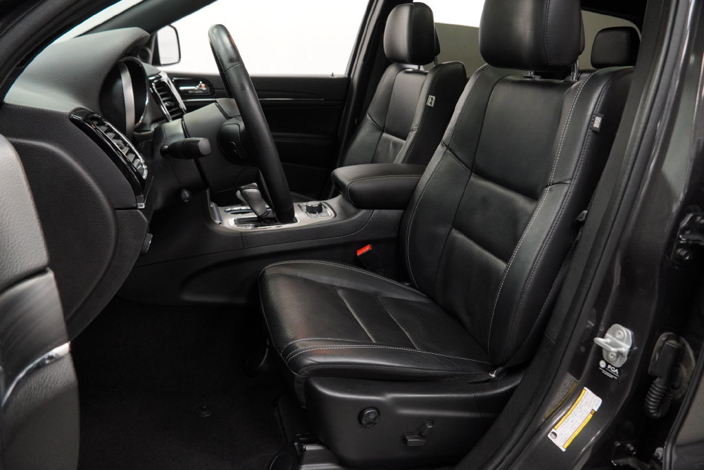 Used 2021 Jeep Grand Cherokee Limited w/ Quick Order Package 28K 80th AWD/4WD image 3