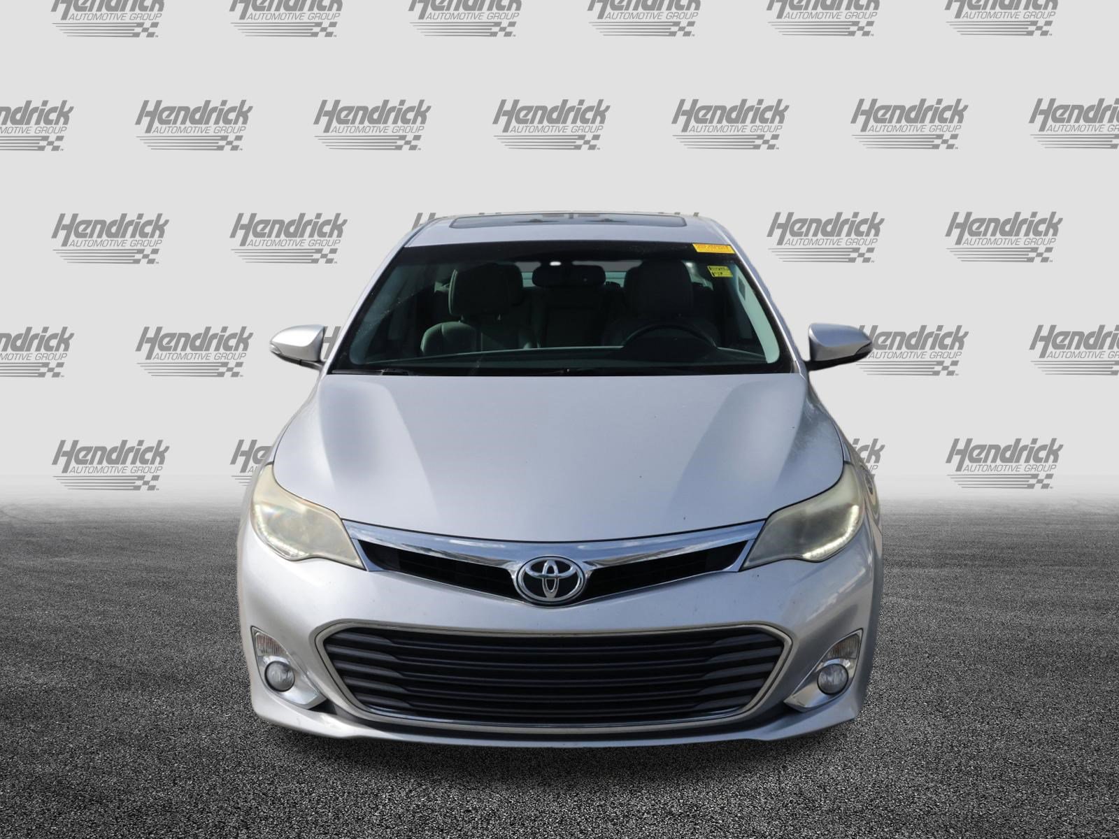 Used 2013 Toyota Avalon Limited image 3