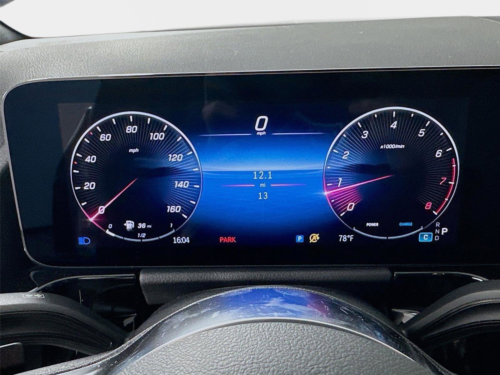 Used 2026 Mercedes-Benz GLA 250 4MATIC image 14