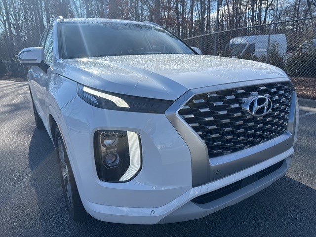 Used 2021 Hyundai Palisade Limited image 3