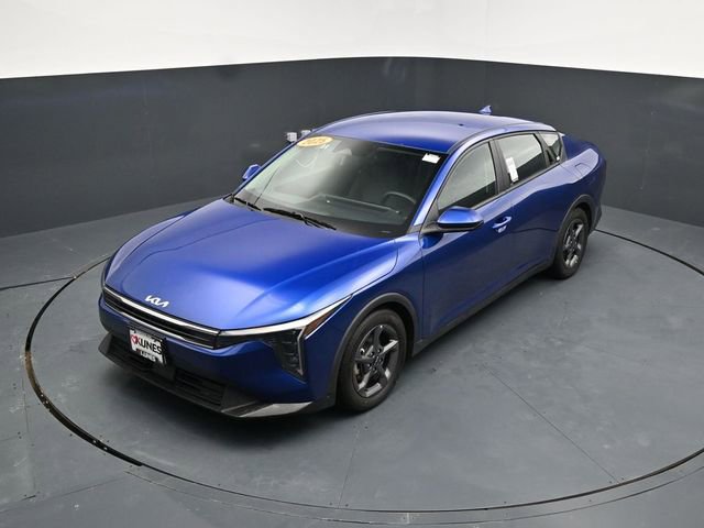 Used 2025 Kia K4 FWD image 36