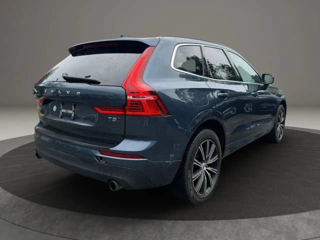 Used 2018 Volvo XC60 T5 Momentum w/ Vision Package AWD/4WD image 5