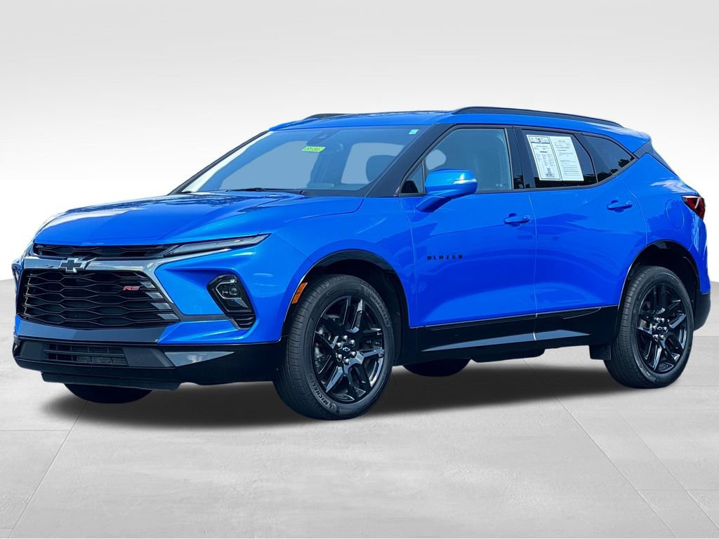 Used 2024 Chevrolet Blazer RS w/ Enhanced Convenience Package AWD/4WD image 3