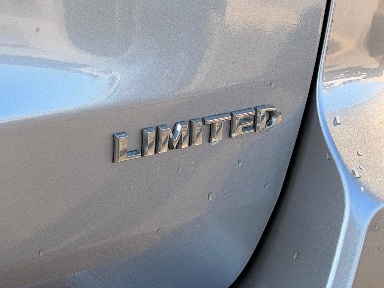 Used 2021 Jeep Grand Cherokee Limited AWD/4WD image 10
