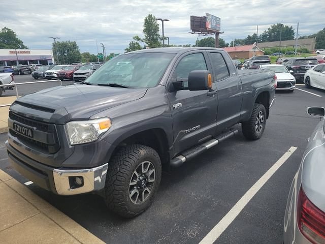 Used 2016 Toyota Tundra SR5 w/ TRD Off Road Package AWD/4WD image 3