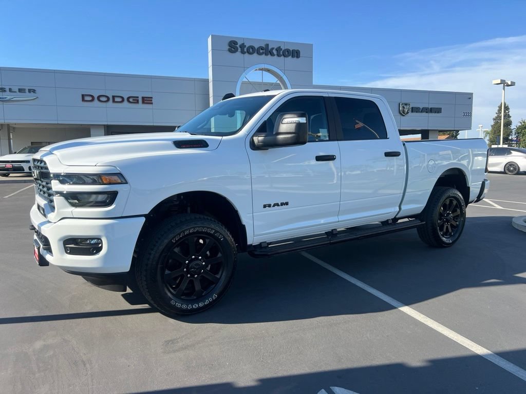 Used 2025 RAM 2500 Big Horn AWD/4WD image 4