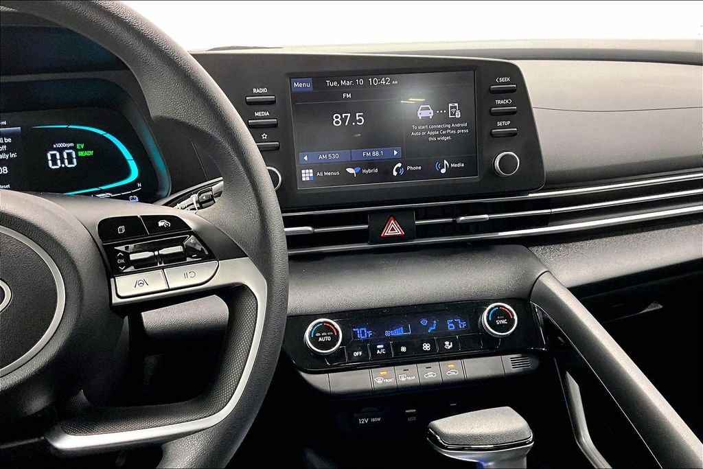 Used 2026 Hyundai Elantra Blue image 8