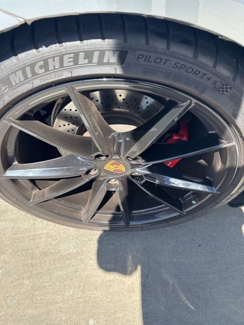 Used 2020 Porsche 911 Carrera S image 8