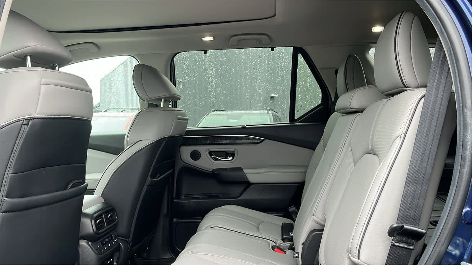 Used 2025 Honda Pilot Elite image 20