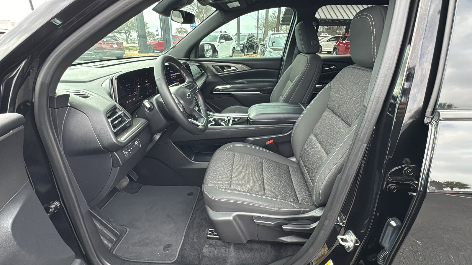 Used 2024 Chevrolet Traverse LS w/ Midnight/Sport Edition image 14