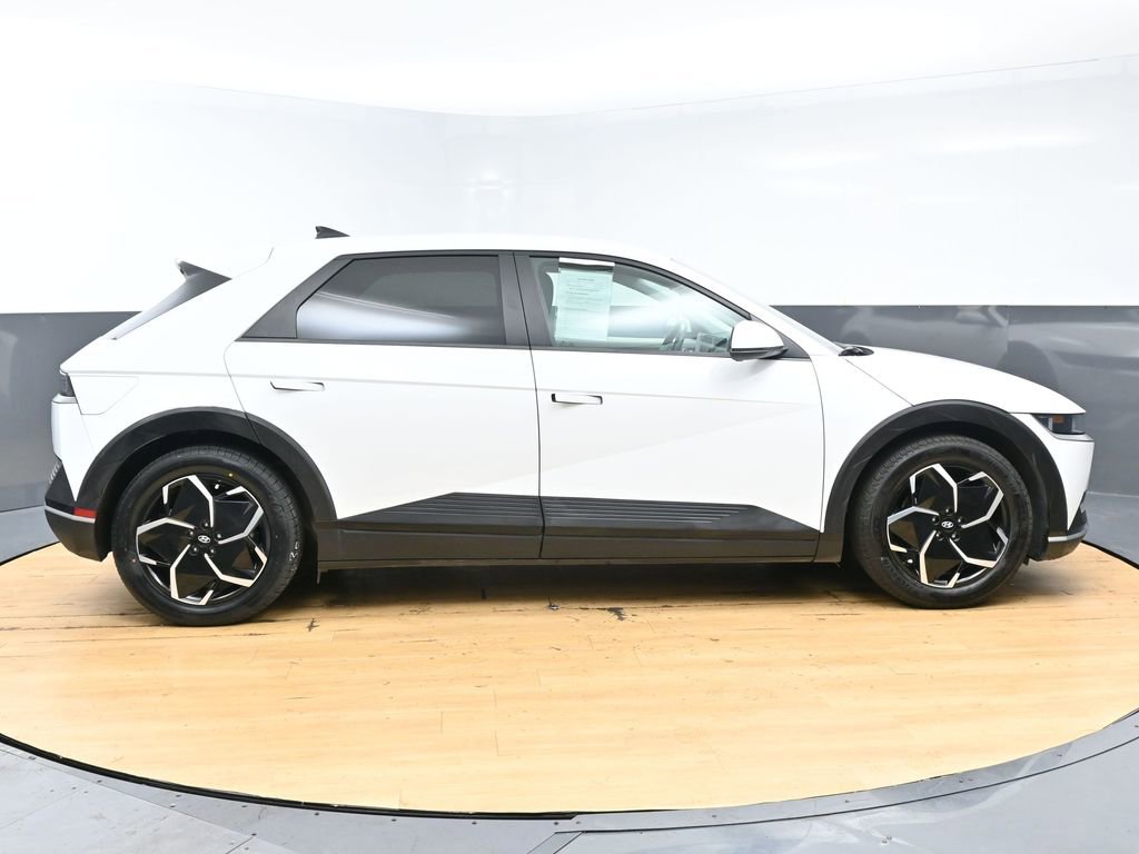 Used 2023 Hyundai Ioniq 5 SE w/ Cargo Package image 8