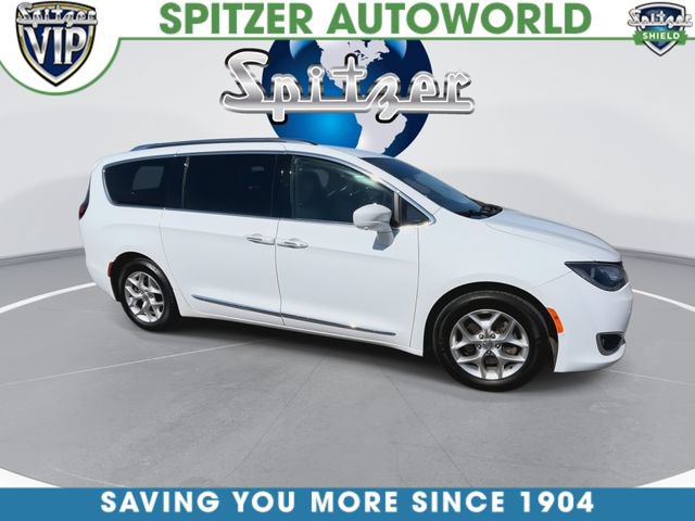 Used 2019 Chrysler Pacifica Touring-L Plus FWD video 2