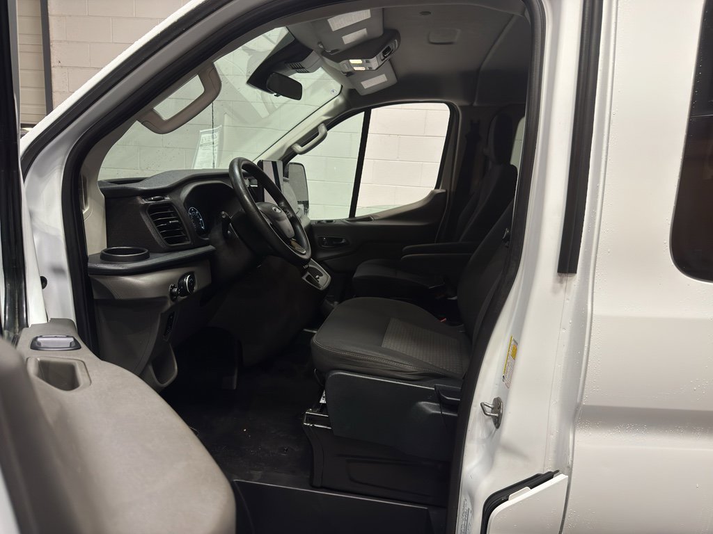 Used 2023 Ford Transit 350 XLT image 10