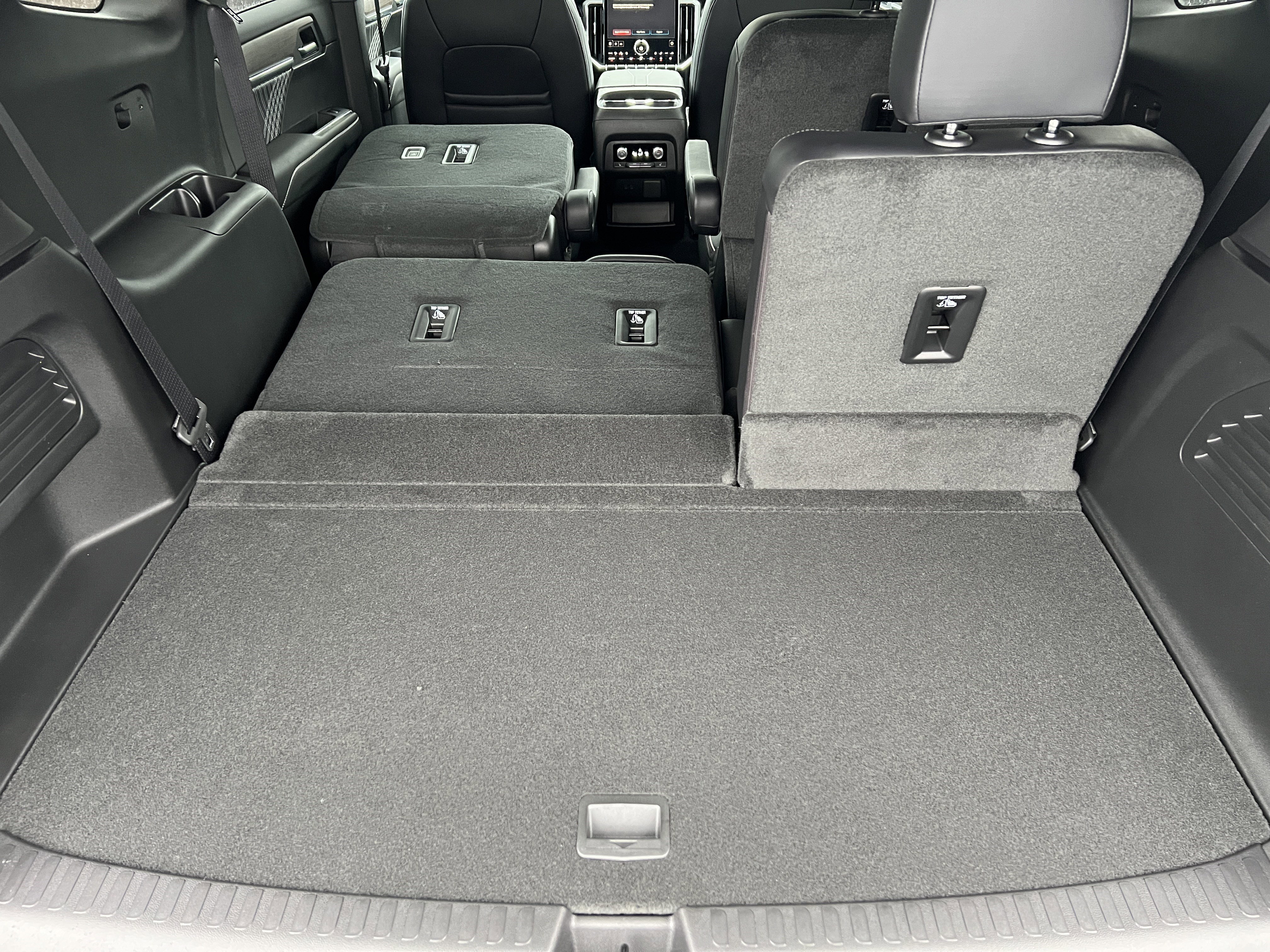 New 2026 GMC Acadia Denali w/ Super Cruise Package image 22