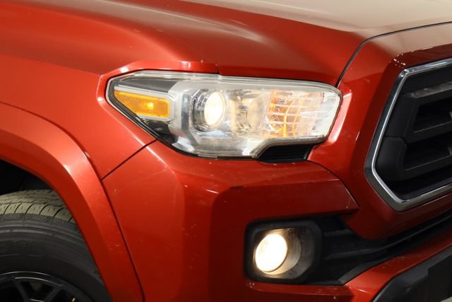 Used 2021 Toyota Tacoma SR5 RWD image 40