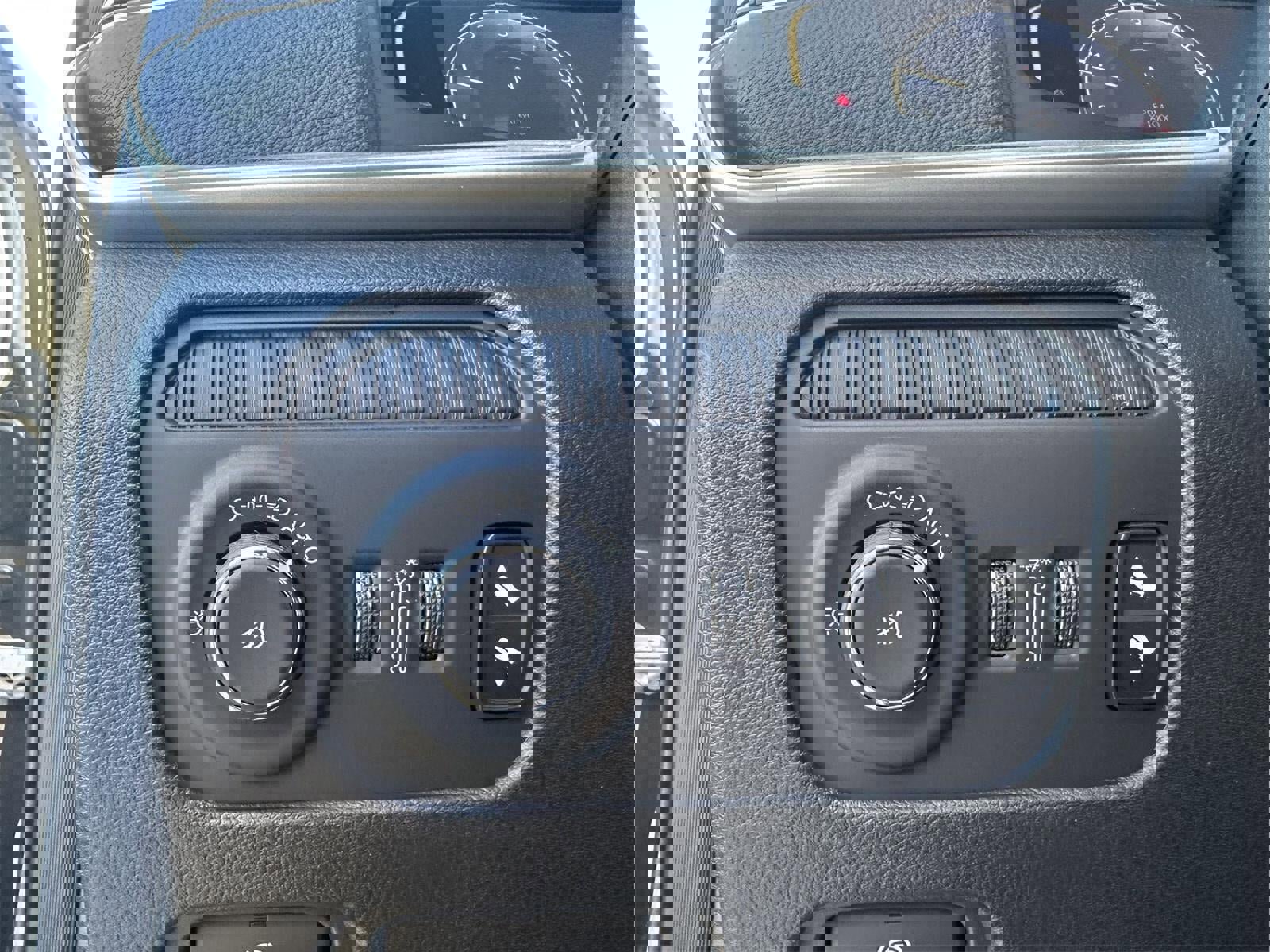 Used 2024 Jeep Wagoneer L Series II w/ Flexible Seating Group image 19