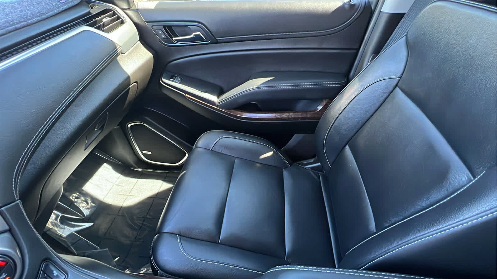 Used 2019 Chevrolet Tahoe LT AWD/4WD image 12