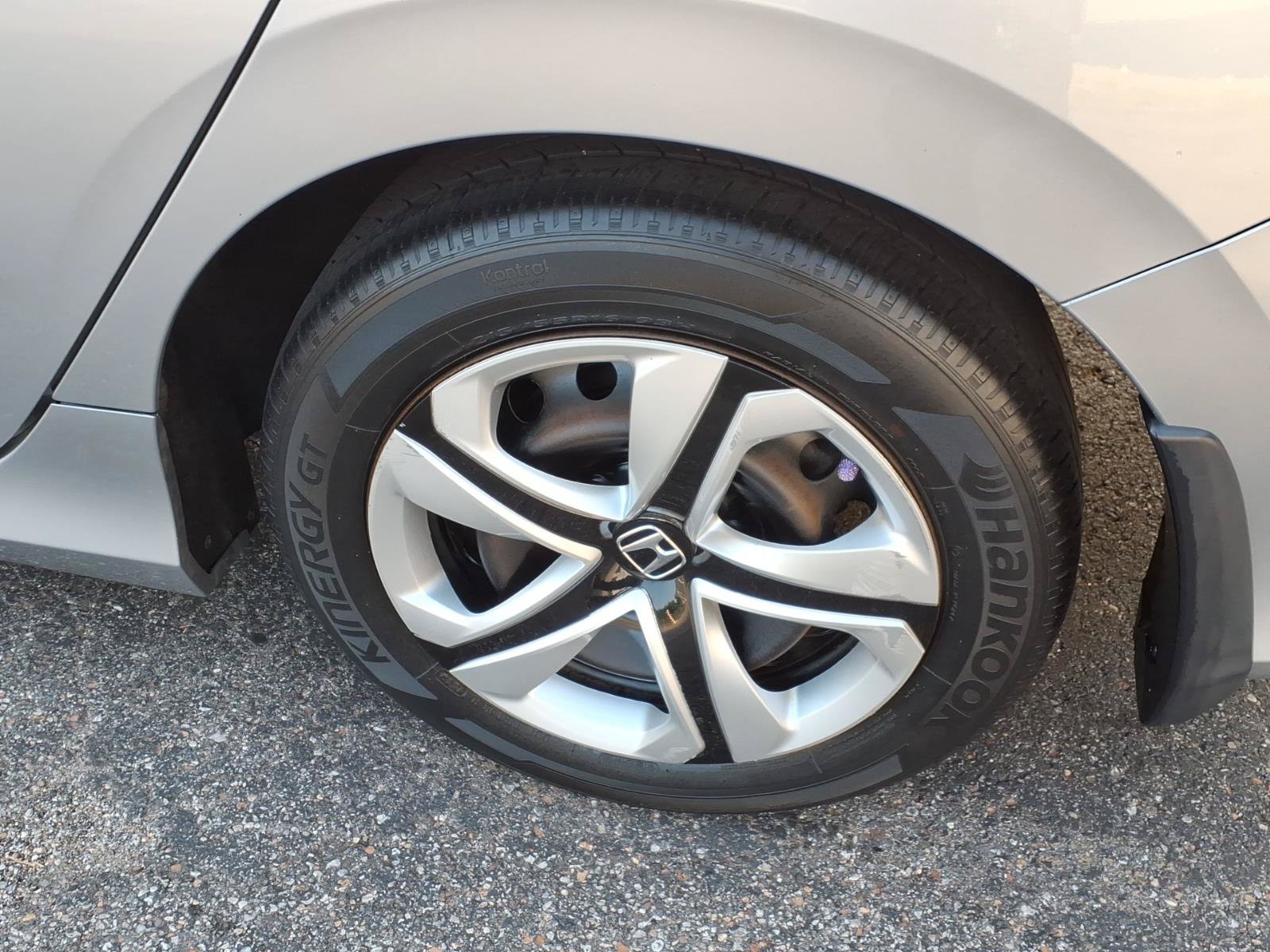 Used 2018 Honda Civic LX image 11