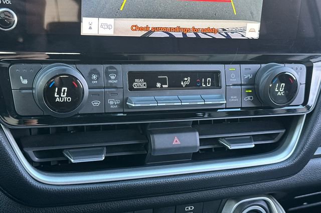 Used 2024 Toyota Grand Highlander XLE image 21