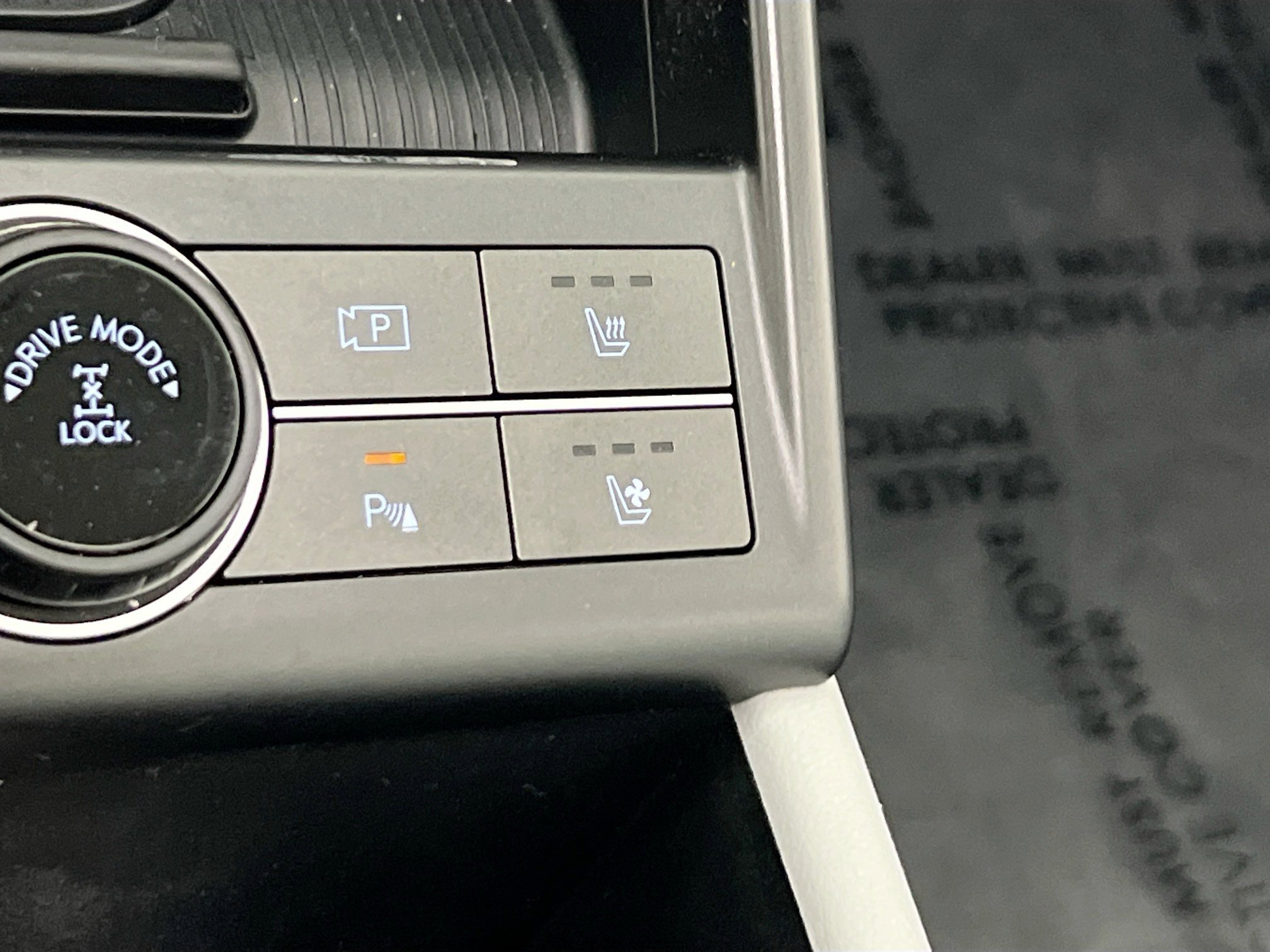 Used 2024 Hyundai Kona Limited image 21