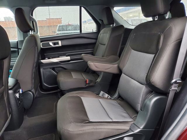 Used 2022 Ford Explorer XLT image 26