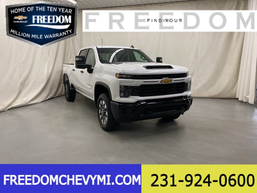 Used 2024 Chevrolet Silverado 2500 Custom w/ Custom Value Package image 1
