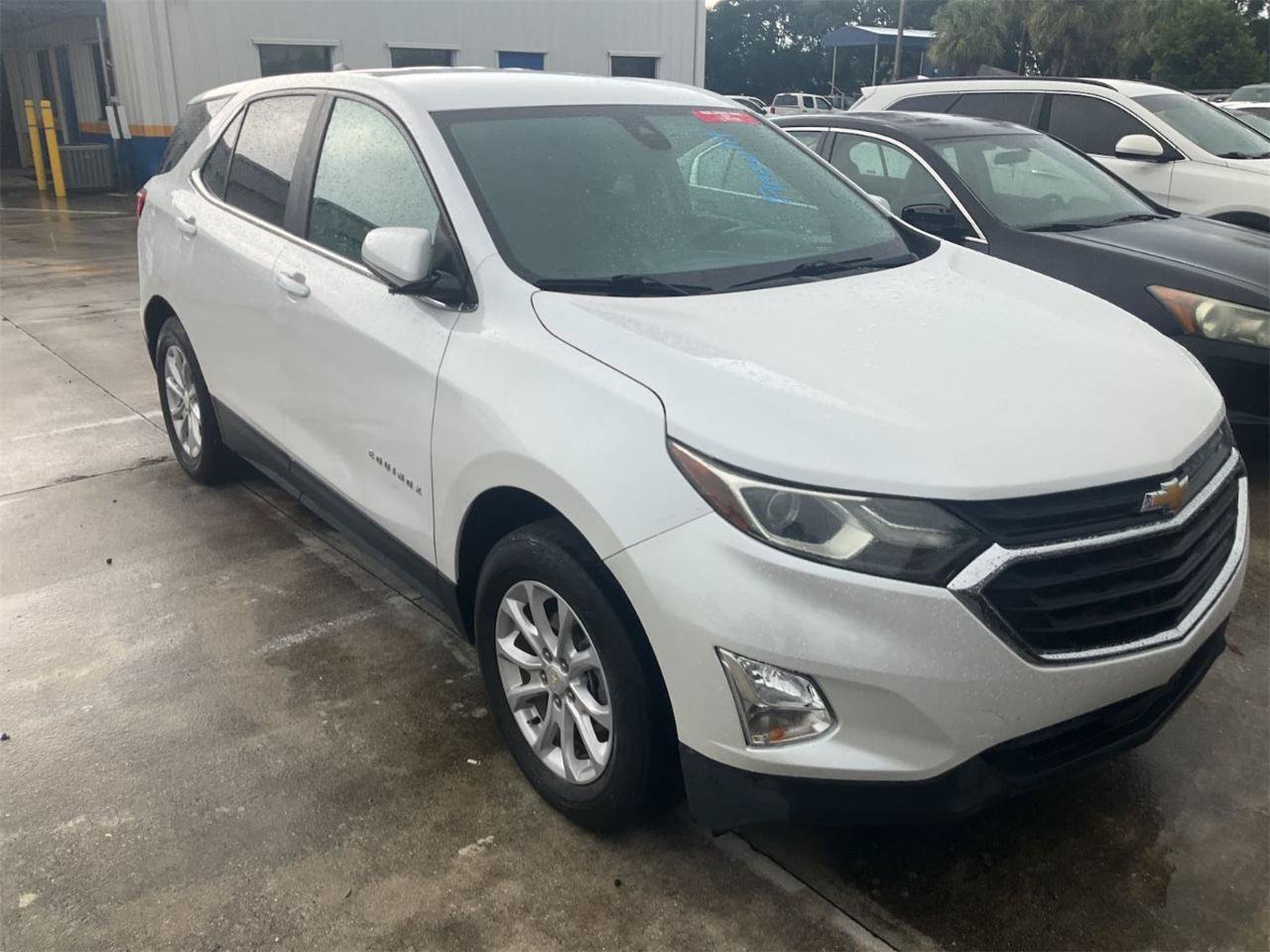 Used 2021 Chevrolet Equinox LT AWD/4WD image 2