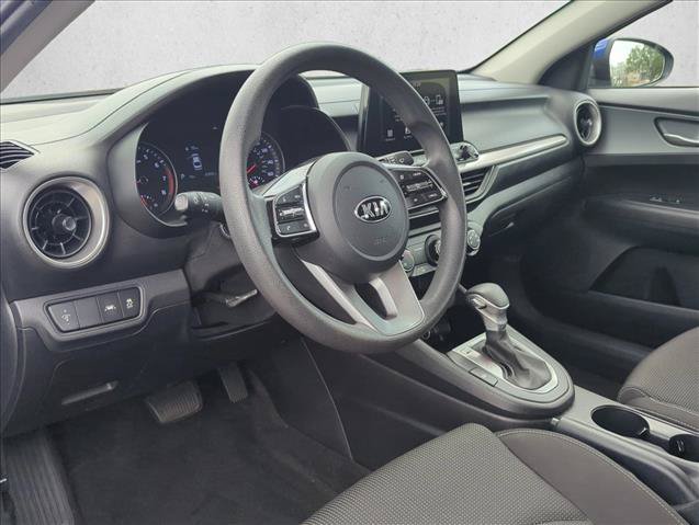 Used 2020 Kia Forte LXS FWD image 9