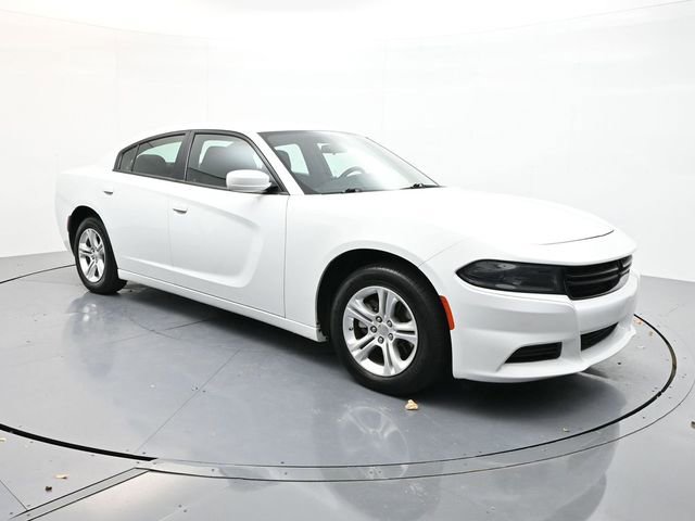 Used 2022 Dodge Charger SXT image 3