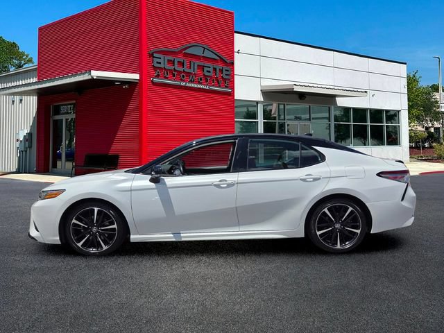 Used 2019 Toyota Camry XSE FWD image 2