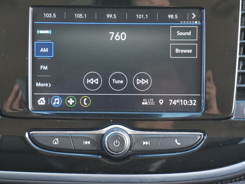 Used 2021 Buick Encore Preferred AWD/4WD image 21