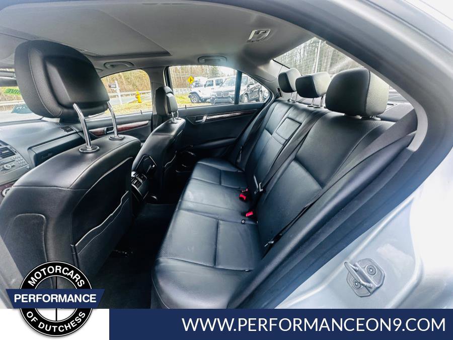 Used 2009 Mercedes-Benz C 300 Sport image 16