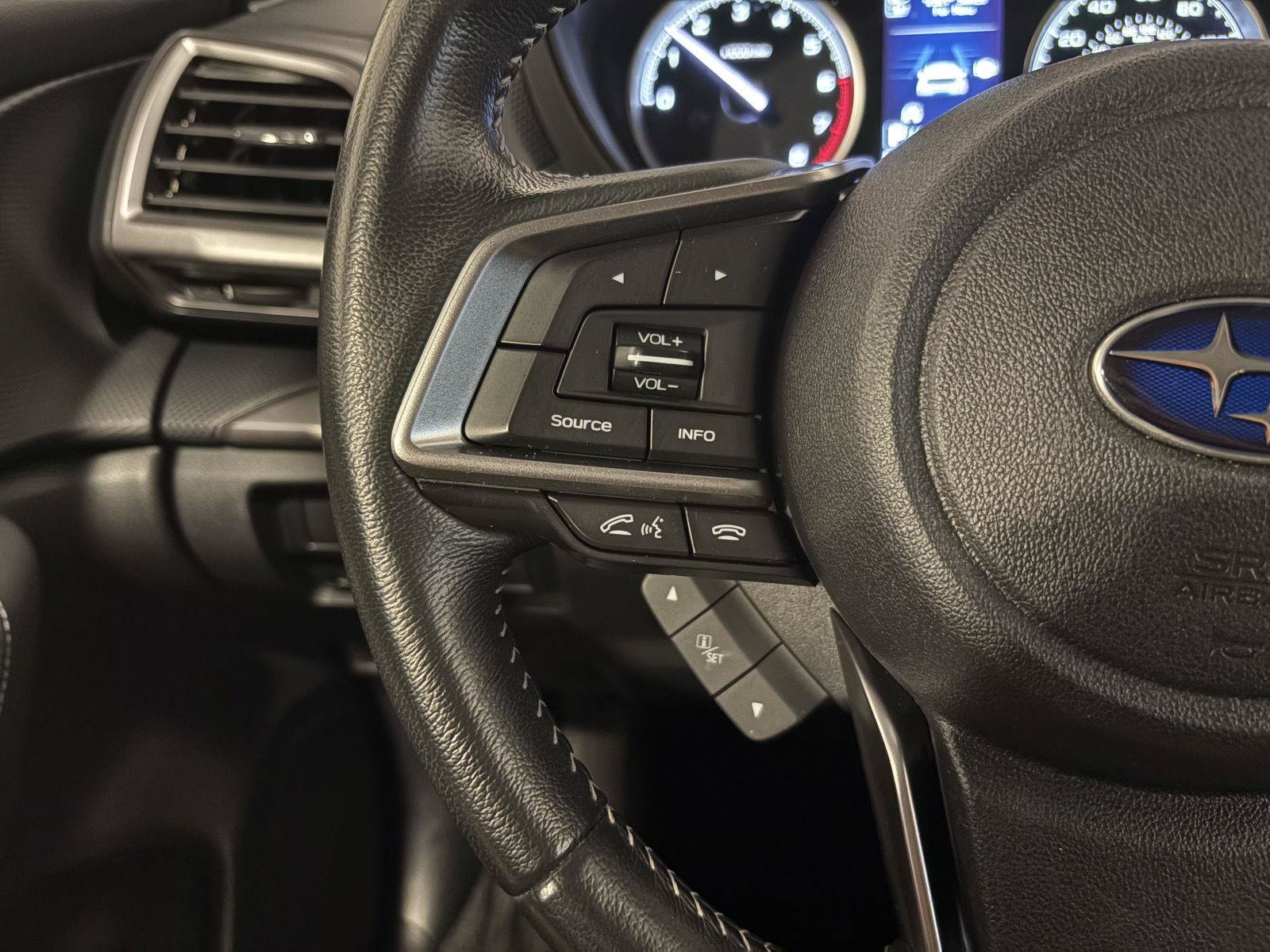 Used 2024 Subaru Forester Premium AWD/4WD image 17