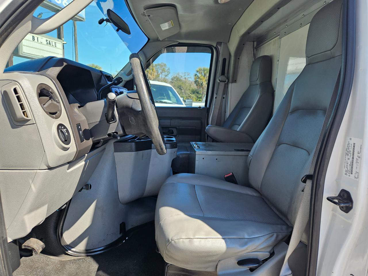 Used 2012 Ford E-350 and Econoline 350 Super Duty w/ PWR Locks & Windows Group image 9